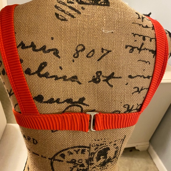 Hollister coral bikini top - Picture 2 of 3